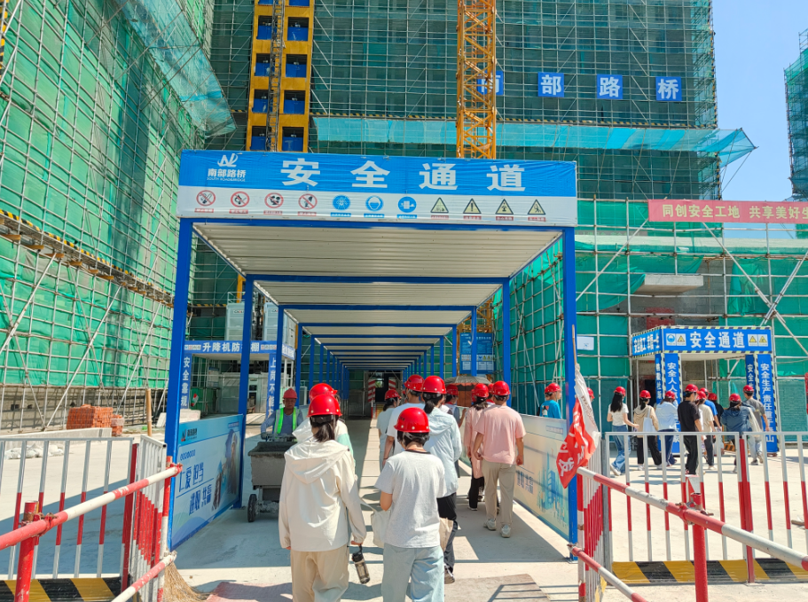 1758098486521632.png 1758098486521632.png